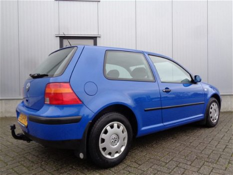 Volkswagen Golf - 1.4-16V, Mooie orginele golf met 154DKM - 1