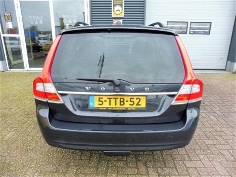 Volvo V70 - 1.6 D2 Nordic+ Automaat/Navigatie/Trekhaak/Leder - 1