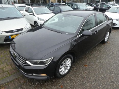 Volkswagen Passat - 1.6 TDI 120pk BMT Comfortl. NAVIGATIE Clima Export - 1