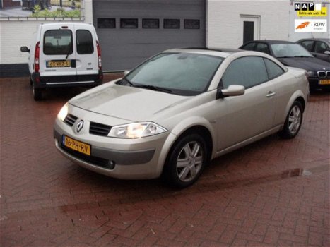 Renault Mégane coupé cabriolet - 2.0-16V Privilège Comfort AUTO MAAT - 1