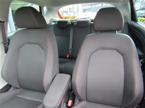 Seat Ibiza - 1.0 TSi 95 pk FR Connect / Navigatie / Bi-xenon / LED / Sound - 1