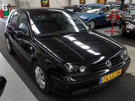 Volkswagen Golf - 1.6 Comfortline Stuurbekrachtiging - 1