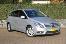 Mercedes-Benz B-klasse - 180 Ambition I AUTOM. I NAVI. I LEER I CRUISE I PDC I