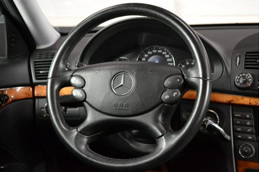 Mercedes-Benz E-klasse - 230 Elegance - 1