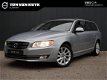 Volvo V70 - D4 Nordic+ / Trekhaak / Parkeerverwarming - 1 - Thumbnail