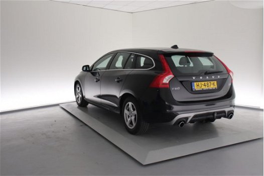 Volvo V60 - D2 R-Design Business Pack Connect Navi / Trekhaak - 1