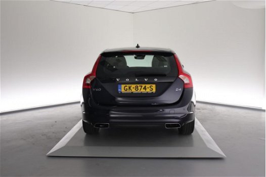 Volvo V60 - D4 Momentum Business Pack Connect / Leder - 1