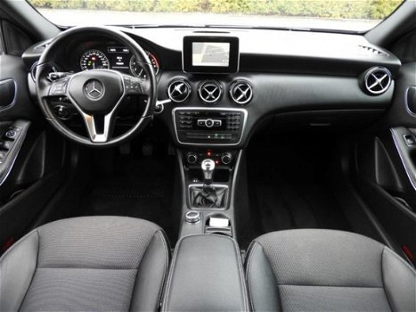 Mercedes-Benz A-klasse - 180 Ambition NAVI/AIRCO/HALF-LEER/PDC/XENON/LMV - 1