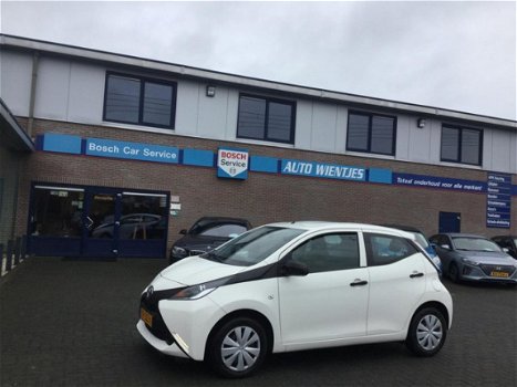 Toyota Aygo - 1.0 VVT-i X-NOW 5DRS - 1