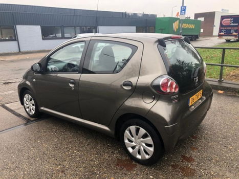 Toyota Aygo - 1.0 VVT-i Comfort 2012 5 deurs NAVI NAP APK Nette Auto - 1