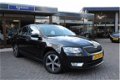 Skoda Octavia - 1.6 TDI GREENLINE AMBITION BUSINESSLINE - 1 - Thumbnail