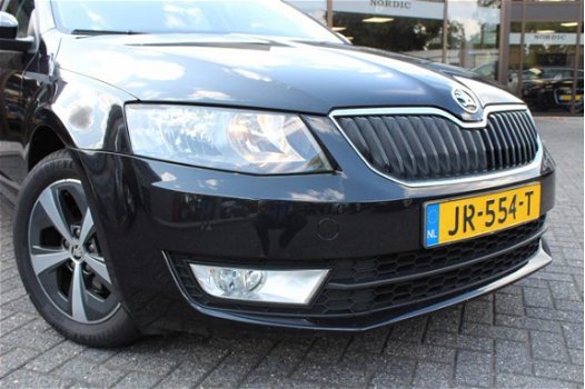 Skoda Octavia - 1.6 TDI GREENLINE AMBITION BUSINESSLINE - 1