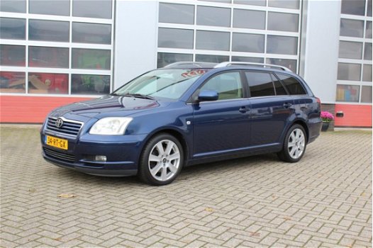 Toyota Avensis Wagon - 2.2 D-4D Executive - 1