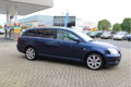 Toyota Avensis Wagon - 2.2 D-4D Executive - 1 - Thumbnail