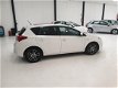 Toyota Auris - 1.8 Hybrid Dynamic PANORAMADAK ACHTERUITRIJCAMERA - 1 - Thumbnail