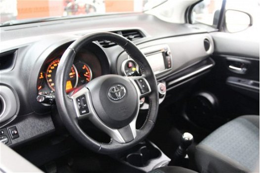 Toyota Yaris - 1.0 VVT-i Aspiration - 1