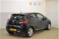 Renault Clio - TCe 120 EDC ( AUTOMAAT ) Dynamique | RIJKLAARPRIJS INCLUSIEF AFLEVERPAKKET T.W.V. € 6 - 1 - Thumbnail