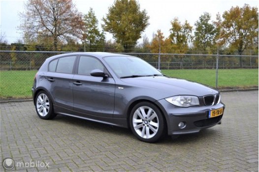 BMW 1-serie - 120i Graphite 150PK Leder/Navi/PDC/Sportint - 1