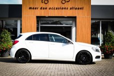 Mercedes-Benz A-klasse - 200 1.6 AMG Sport/Line Ecc/Navi/Leer