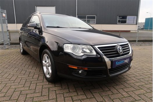 Volkswagen Passat Variant - 1.6 Trendline - 1