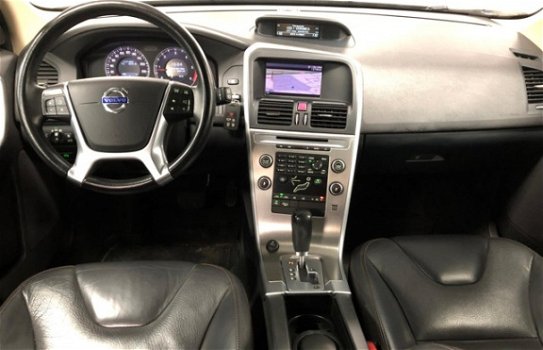 Volvo XC60 - 2.4 D5 AWD *DealerOh*Autom*Leder*Navigatie*PerfectOnderhouden - 1