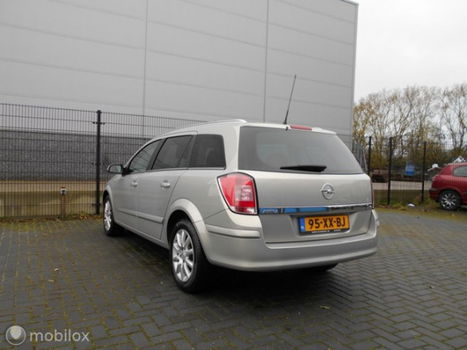 Opel Astra Wagon - 1.6 Temptation - 1