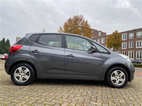 Kia Venga - 1.4 CRDi X-ecutive 90 Nieuwstaat - 1