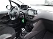 Peugeot 208 - 1.2 PureTech Signature airco / cruise-control / navigatie - 1 - Thumbnail