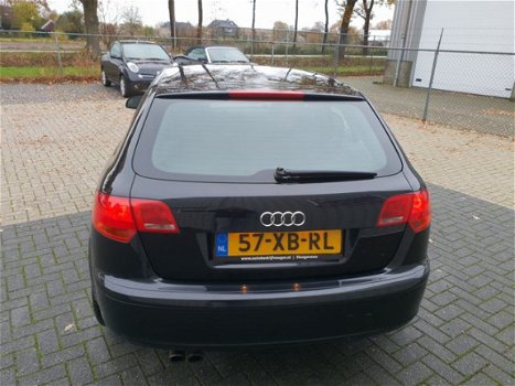 Audi A3 Sportback - 1.8 TFSI Ambition Nette en goed onderhouden A3, Met NAP - 1