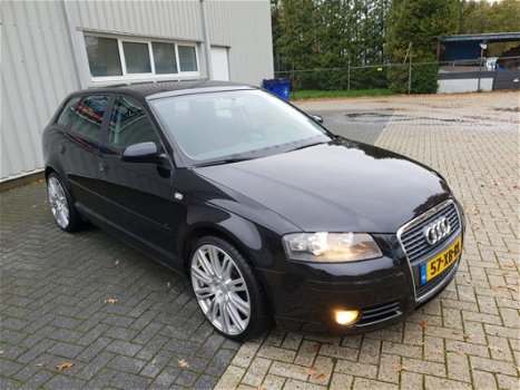 Audi A3 Sportback - 1.8 TFSI Ambition Nette en goed onderhouden A3, Met NAP - 1