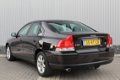 Volvo S60 - 2.0T Edition Chrono 2de eigenaar, Half leder, 29-12-2020 APK gekeurd, Afneembare trekhaa - 1 - Thumbnail