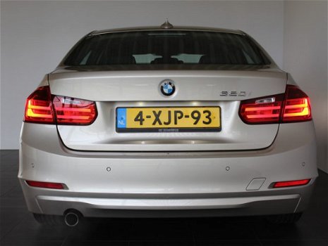 BMW 3-serie - 320i 170 pk Executive Upgrade Automaat - 1