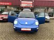 Volkswagen New Beetle - 2.0 Highline airco en apk tot oktober 2020 - 1 - Thumbnail