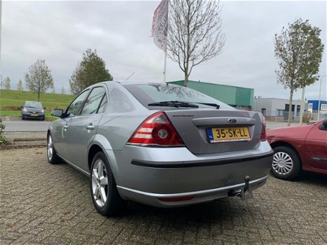 Ford Mondeo - 1.8-16V Platinum navi, cruise control, clima control en meer - 1