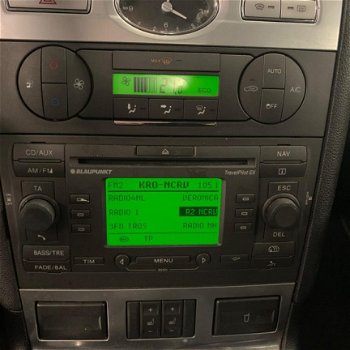 Ford Mondeo - 1.8-16V Platinum navi, cruise control, clima control en meer - 1