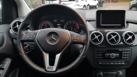 Mercedes-Benz B-klasse - 180 Ambition - 1