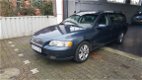 Volvo V70 - 2.4D Dealeronderhouden Nap APK Youngtimer - 1 - Thumbnail