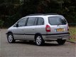 Opel Zafira - 1.6-16V Elegance NiEUWE APK/7 PERSOON/NETTE AUTO - 1 - Thumbnail