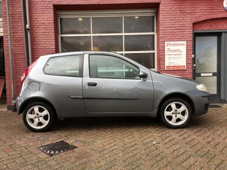 Fiat Punto - 1.4-16V Dynamic Nieuwe APK Lm velgen, Elek ramen, - 1