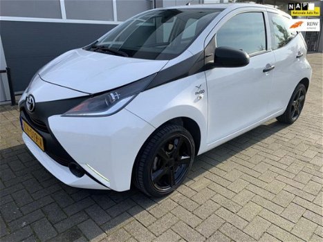 Toyota Aygo - 1.0 VVT-i x-now 17.828 KM, 1E EIGENAAR BTW Auto - 1