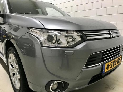 Mitsubishi Outlander - 2.0 PHEV Instyle+ Bj.13|Leder|Elek.dak|Vol opties|Marge auto - 1