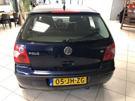 Volkswagen Polo - 1.4-16V Comfortline - 1