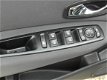 Renault Scénic - Scenic 1.2 TCe Limited - Cruise - Navi - Stoelverwarming - 1 - Thumbnail