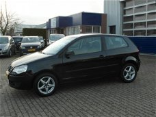 Volkswagen Polo - 1.2 Comfortline 44KW - airco - pdc - lmv