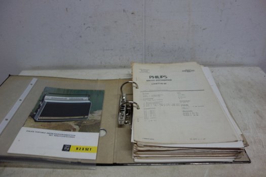 Service Documentatie en folders PHILIPS Transistor radio's - zie lijst (D218) - 1