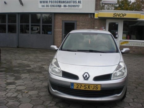 Renault Clio - 1.4-16V Expression BJ 31-06-2006-APK 19-NOV-2020 - 1