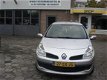 Renault Clio - 1.4-16V Expression BJ 31-06-2006-APK 19-NOV-2020 - 1 - Thumbnail