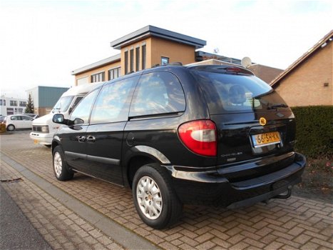 Chrysler Voyager - 2.8 CRD AUTOMAAT 7-PERSOONS/AIRCO/CRUISE-CONTROL/TREKHAAK - 1