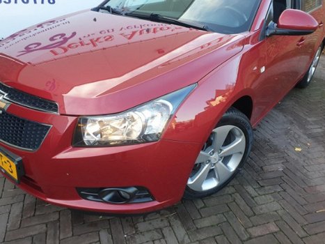 Chevrolet Cruze - 1.8 LT Automaat Navigatie - 1