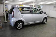 Daihatsu Sirion 2 - 1.3-16V Prestige